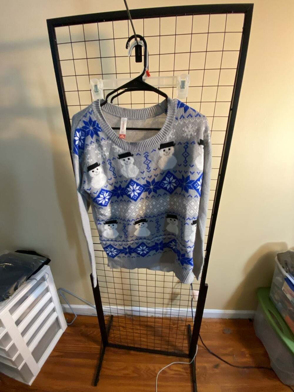 No Boundaries Women's Gray Snowman Fair Isle Christmas Sweater Size L 11-13